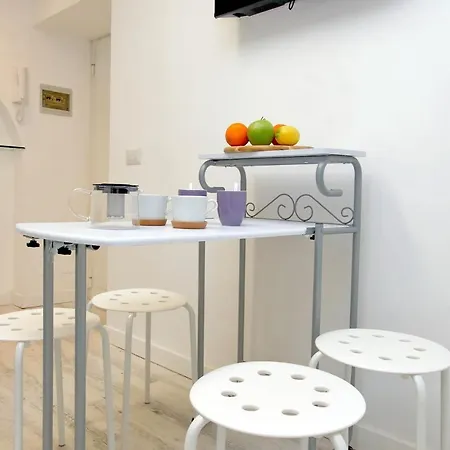 Apartamento Ych-confortevole Al Colosseo Roma