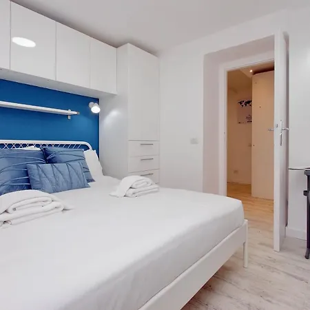 Ych-confortevole Al Colosseo Rome