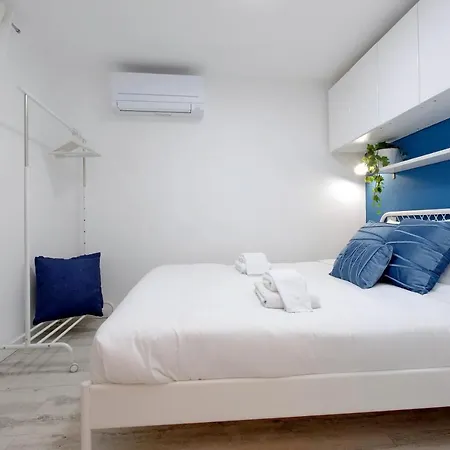 Ych-confortevole Al Colosseo Rome